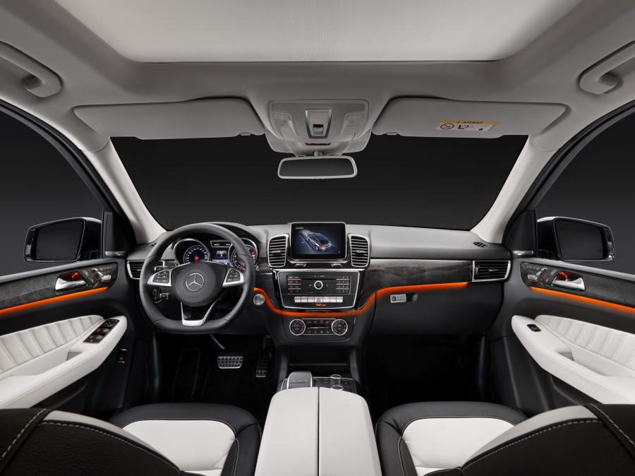  Mercedes-Benz GLE250d 4Matic 2015 года  (фото 18 из 34)